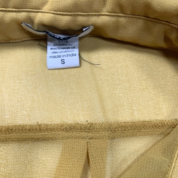 Bar III Sleeveless Studded Collared Button Small Mustard Color Yellow Top - Picture 7 of 8